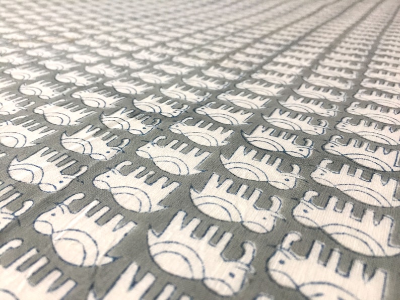 Jaipur cotton, elephants, hand printed, cotton fabric, Indian block, printed fabric, gray, Indian cotton, fabric by yard - 1 yard - ctjp287 image 2