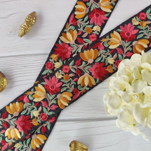 Ribete de tela india, cinta bordada, cinta multicolor, motivo floral, encaje artesanal, encaje de decoración del hogar, borde de sari - Lace908