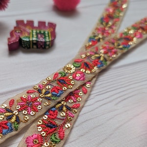 Rendas indianas, acabamento boho, acabamento bordado, acabamento indiano por metro, borda de sari, renda bege, lantejoulas, decorativo, borda de artesanato, faça você mesmo - Lace962