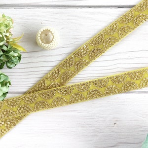 bordado de lentejuelas de semicírculos, ribete de tela india, adornado con secuencia, cordones y ribete, borde de sari, encaje artesanal - Lace915