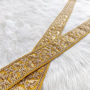 acabamento mostarda, bordado com fios dourados, renda indiana, bordado, barra de sári, lantejoulas, estampa floral, boho, artesanato, renda por metro, faça você mesmo - lace1138