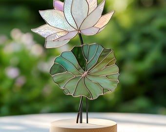 Stained Glass White Lotus Plant Stake – July Birth Flower Decor