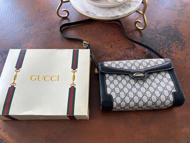 80s 90s Y2K luxury GUCCI designers レザー 革 Gucci Went Back to the Future with an 80s-Themed Handbag