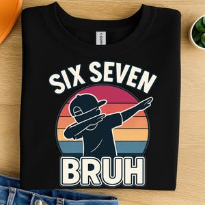 Divertido meme 67 Six Seven: Disfraz de pareja a juego para Halloween (PNG) – Arte digital retro de un chico haciendo el dab para camisetas, tazas, sublimación y DTF