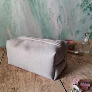 Toiletry bag