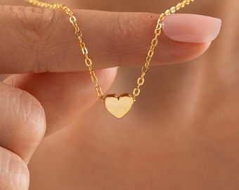 Tiny Minimalist Heart Necklace, Gold Plated Mini Heart Necklace, Heart Love Necklace, Valentine's Day Gift, Gift for Mom, Gift for her, Gift