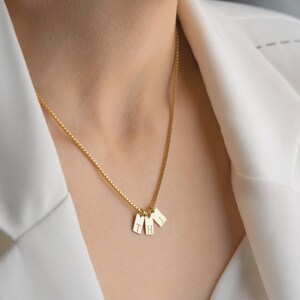 Box Chain Bar Necklace for Women Custom Tag Necklace for Her Silver Letter Necklace for Girl Personalized Initial Necklace for Her