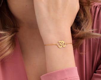 Ohm Bracelet for Women Gold Yoga Bracelet for Her Silver Om Bracelet Gold Aum Bracelet Yoga Teacher Gift for Yogi Sport Bracelet for Girls