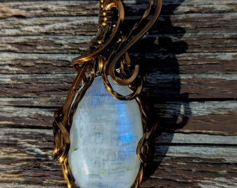 Moonstone Pendant Bronze Wire Wrapped Crystal Necklace Natural Moonstone Stone Intuition Feminine Energy Healing Boho Moon Amulet Lunar Gift