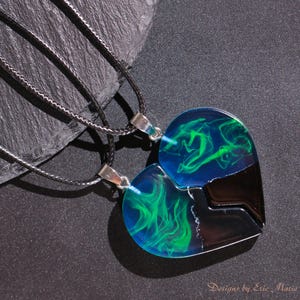 Northern lights heart pendants - Aurora Borealis Resin and Wood Necklace, Aurora borealis pendant, Perfect gift for her, Couple Gifts