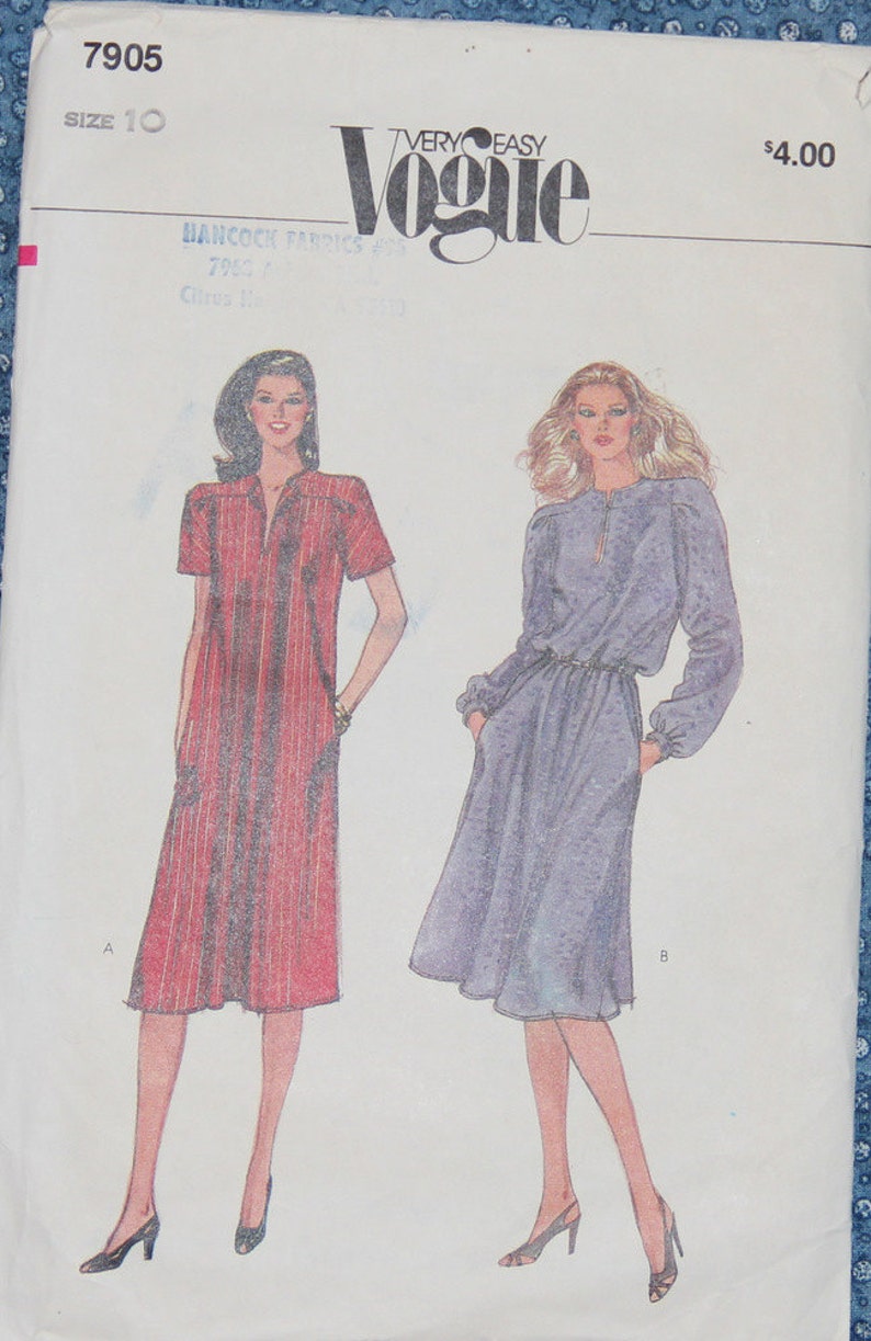 Loose Fitting Pullover Dress 1980s Vintage Sewing Pattern VOGUE 7905, size 10 image 1