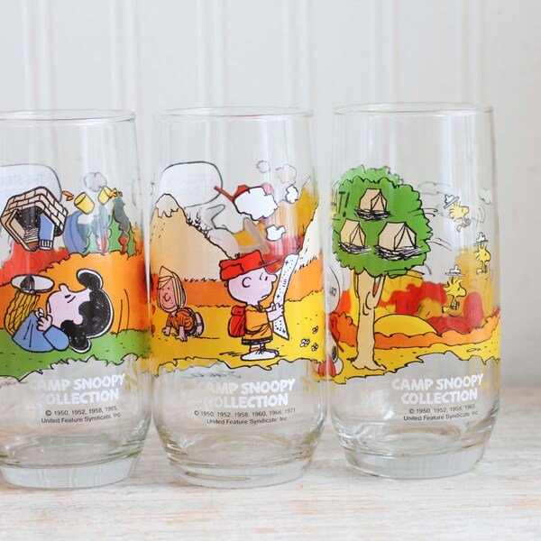 Vintage Camp Snoopy McDonads Drinking Glasses, Snoopy Glasses, 1980s, Charlie Brown, Peanut Gang, Lucy, Linus, Novelty Glasses, 1983,