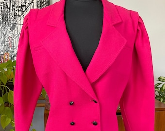 Emanuel Ungaro Parellele Paris hot pink jacket  pleated shoulders / avant garde / small Vintage 1990s
