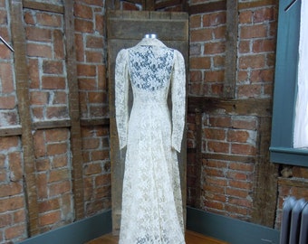 1930s Wedding Gown  Lace Wedding  Dress  Button - Bride - Bridal 30s