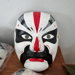 Mask Japan Halloween or Mardi Gras Paper Mache JAPANESE KABUKI NOH