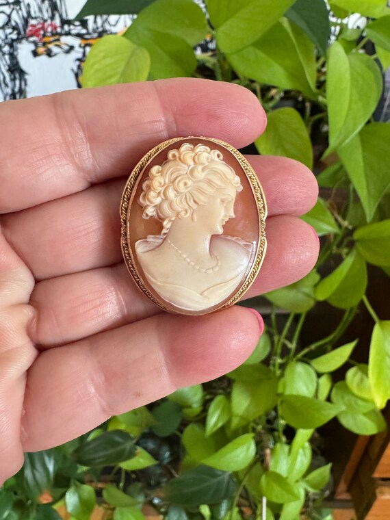 14K gold Cameo Pin Brooch Pendant- Antique - image 2