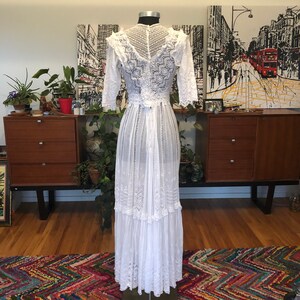Edwardian Tea Dress/ Antique Victorian Dress/ Embroidered / Turn of the century Garden Wedding image 4