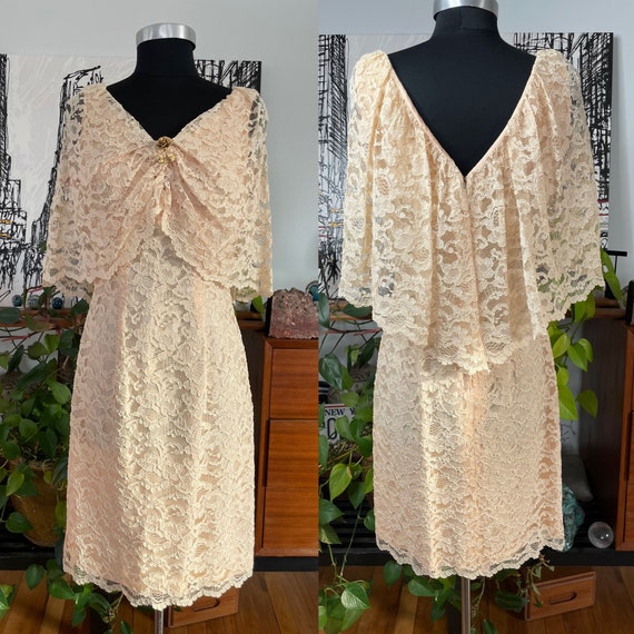 Lilli diamond lace dress Vintage Cream Wiggle Dre… - image 1