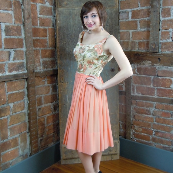 1950's 1960's Dress / Peach Chiffon Prom Dress / … - image 5