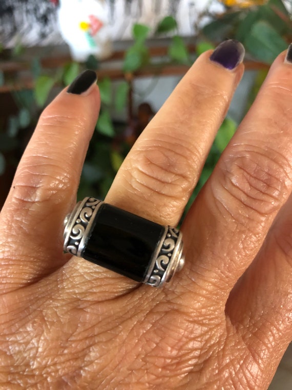 Vintage Sterling silver black onyx Ring Scroll - b