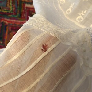 Edwardian Tea Dress/ Antique Victorian Dress/ Embroidered / Turn of the century Garden Wedding image 9