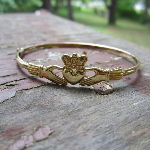 14K gold Claddagh Bracelet Irish Jewerly Bangle
