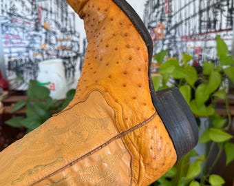 Vintage Justin 8931 Full Quill Ostrich Cowboy Boots – Tan, Size 10D 1990s Vintage Justin 8931 Full Quill Ostrich Cowboy Boots – Tan  main image 4