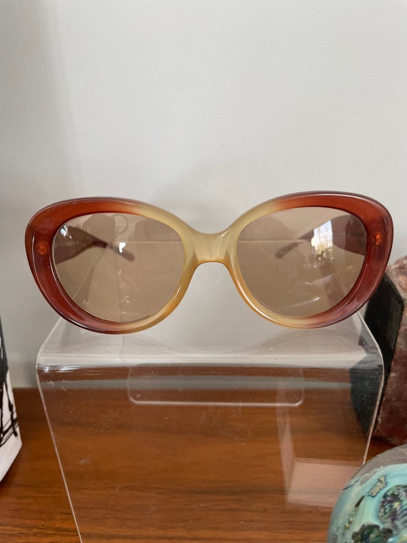 Vtg Gianni Versace Sunglasses Model 4600?