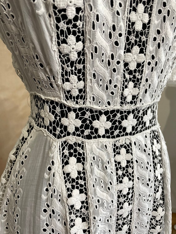 Antique Victorian Dress - Edwardian Tea Gown- Emb… - image 6