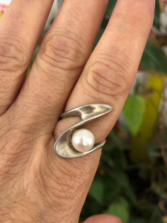 Sterling Silver Pearl Ring - Free Form - Modernist