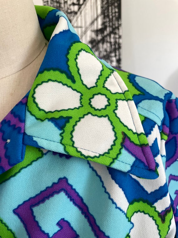 Vintage 60s  1970s  Shirt - Flower Power  - Groov… - image 4