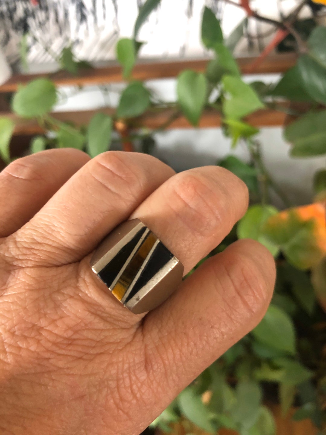 Onyx + Tigers Eye/Amber Chip Oval SS Bangle