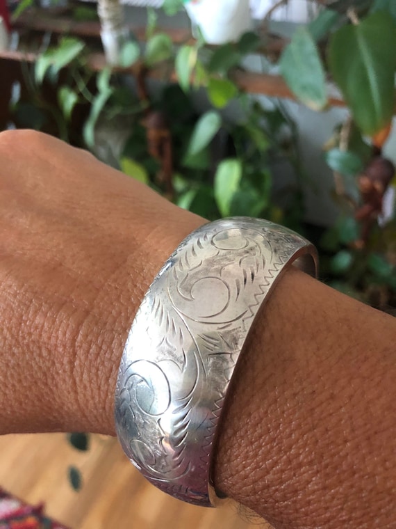Sterling Silver Bracelet - Floral Bangle - Stateme