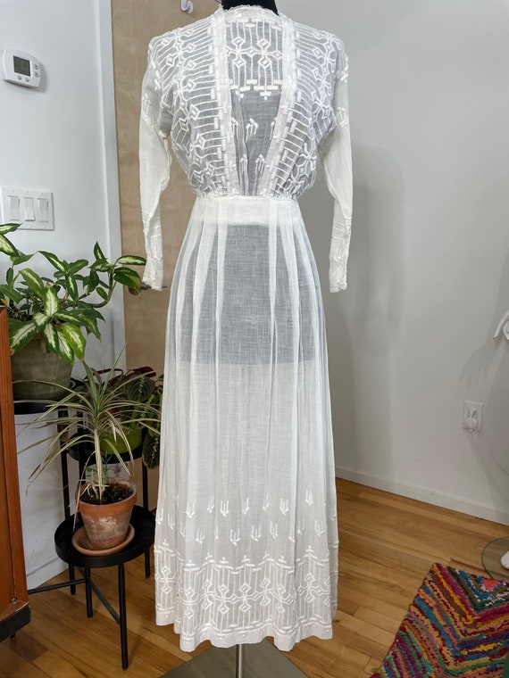 Antique Victorian Dress  Edwardian Tea Gown View 2