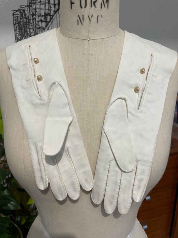 Wedding  Opera Gloves Rhinestone- Button - Vintag… - image 10