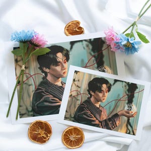Lee Weiß Stray Kids “Hollow” Kunstdruck/Poster, Fanart, Matt A5 A4, K-Pop, Geschenk, STAY