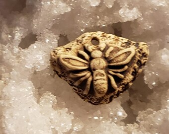 Essential Oil Diffuser Pendant Stoneware The Queen Bee