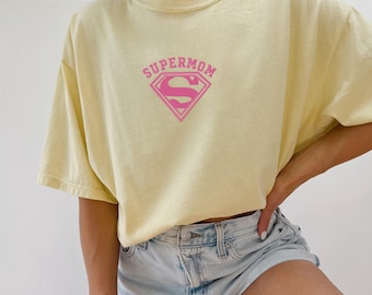 Chemise super maman brodée, t-shirt super maman héros, superbe chemise super maman, super t-shirt meilleure maman, chemise super maman héroïque