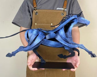 Handmade Metal Horse Sculpture: Rustic Iron Art, 3D Hand-Painted Decor