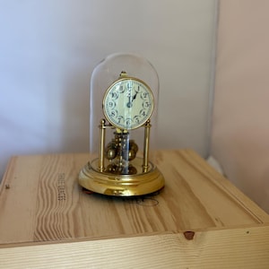 Vintage Dome Clock Anniversary Style – Gold Color & Glass Mantel Clock – Academia Decor