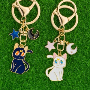 Sailor Moon Cat Keychain – Moon & Star Charm | Anime-Inspired Luna and Artemis Keyring | Celestial Cat Bag Charm for Fans and  Gifts