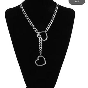 Gothic Heart Choker – Adjustable Punk Rock Necklace for Women – Edgy Y2K Jewelry Gift – Alt Fashion Statement Chain