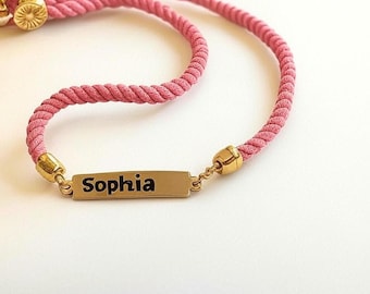 Pulseira personalizada com nome e pingente de barra ou coração | Opções em ouro e prata