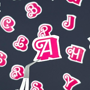 Adesivi con lettere dalla A alla Z in caratteri divertenti - Vinile impermeabile, antigraffio, divertenti per laptop, borraccia, custodia per telefono