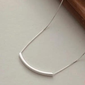 Sterling Silver  curved Necklace for Women, Dainty, Layering, Simple
