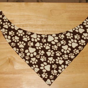 Puppy Reversible Bandana Bib image 3