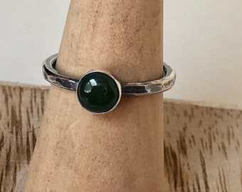 Anillo apilador de jade: anillo de jade, joyería de jade