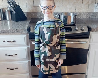 Camouflage Little Boys Child Apron, Camo Apron, Custom Birthday Gift, Personalized With Name, Two Pocket, Adjustable, Ships TODAY, AGFT 1114