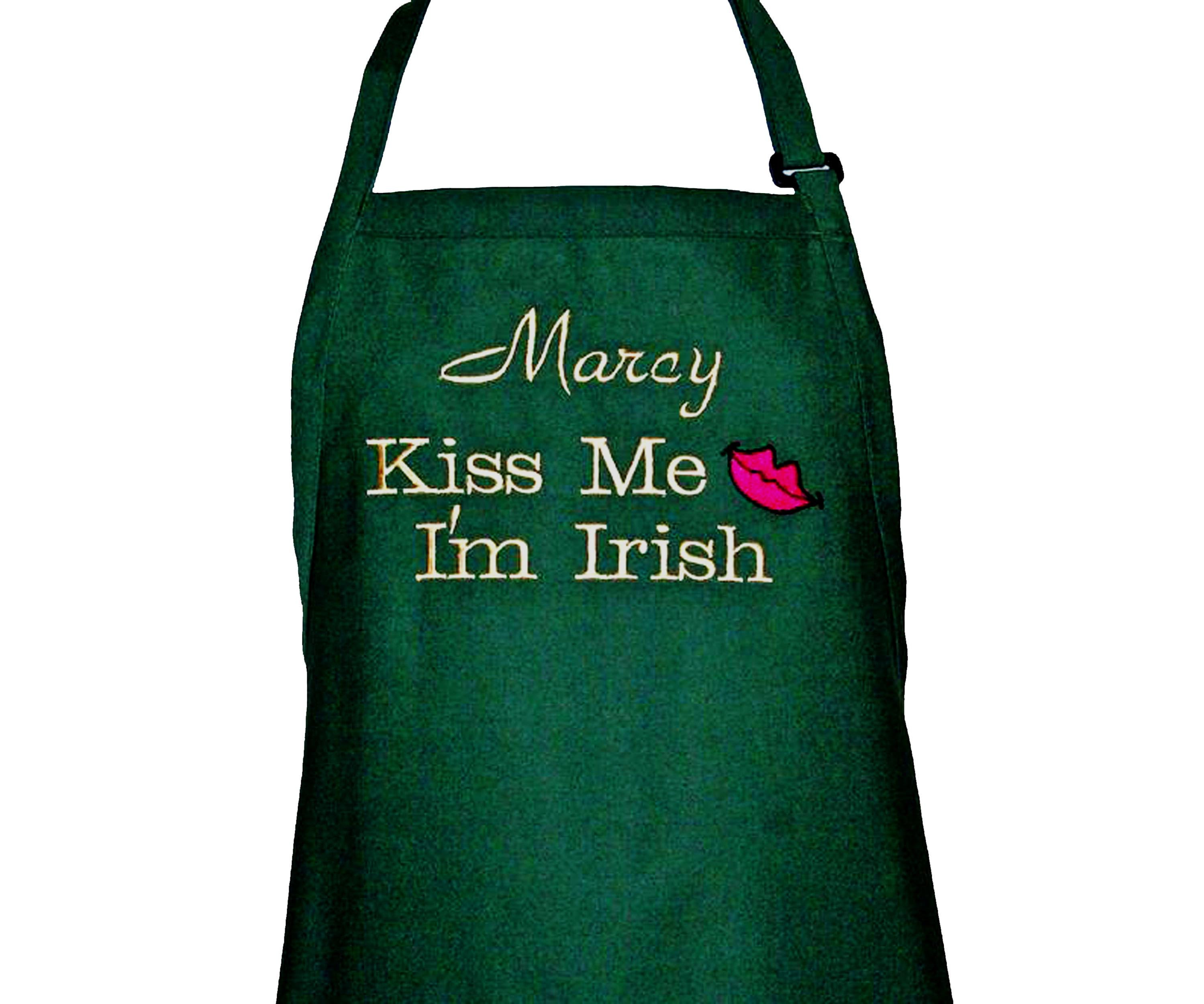 Handmade Bib Apron w/pocket St Patrick's "Kiss Me I'm Irish" on White 