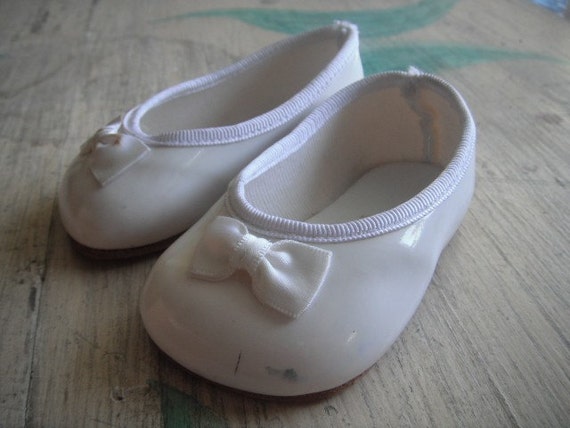 plastic dolly shoes